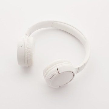 Aura On-Ear — view 3